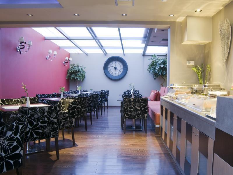 Hotel Areos Atene