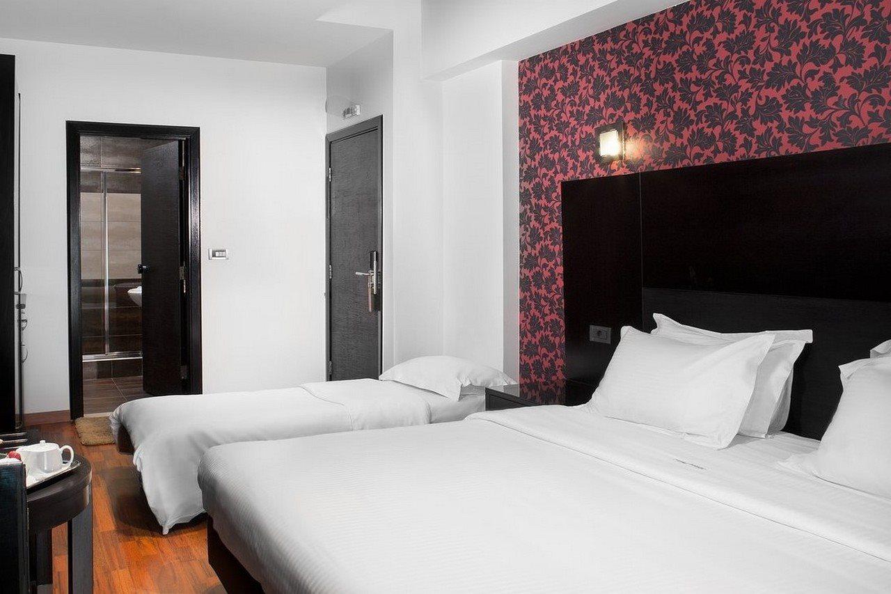 Areos Hotel
